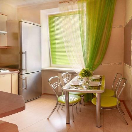 Luxury 3 Rooms Apartments In Center By Green House Poltava Exteriör bild