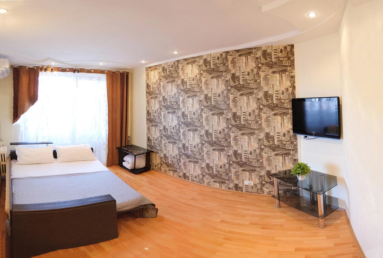 Luxury 3 Rooms Apartments In Center By Green House Poltava Exteriör bild